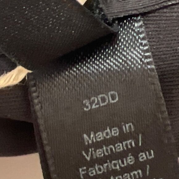 SKIMS Fit Every Day Strapless Black Bra Size 32DD Style Ba-Ban 9055 - Picture 5 of 7